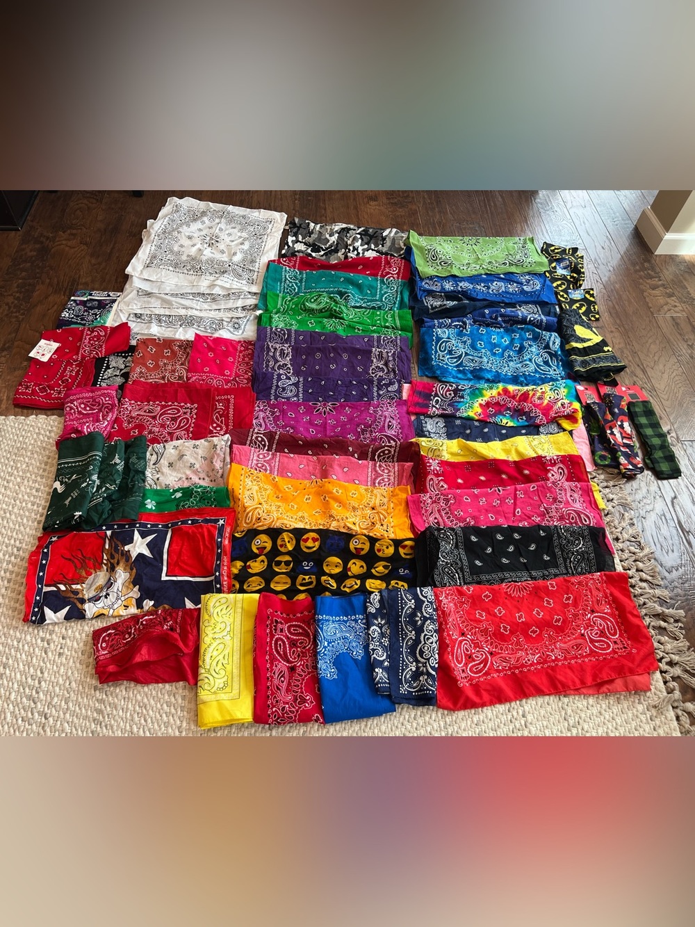 50+ Bandannas Hankerchiefs Handkerchiefs misc